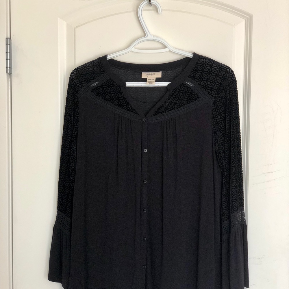 Button up blouse - Picture 4 of 6